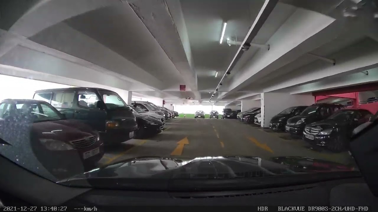 香港泊車好去處 - 大埔超級城多層停車場 (入)