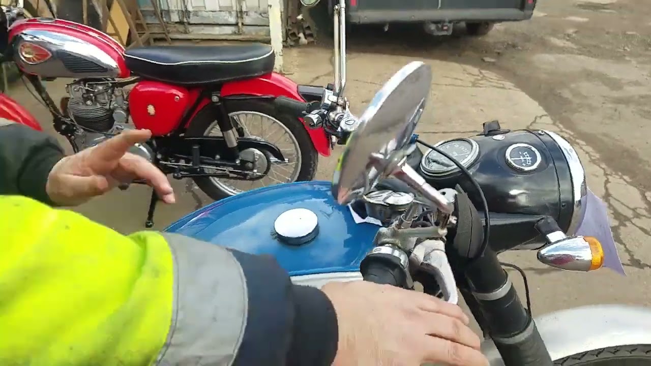 1957 AJS Model 30 600cc at Andy Tiernans #08418AJS