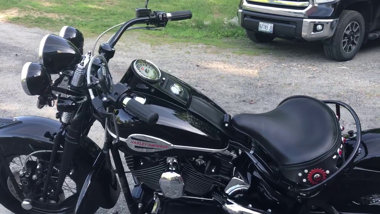 2005 Harley-Davidson FLSTSC Springer Classic