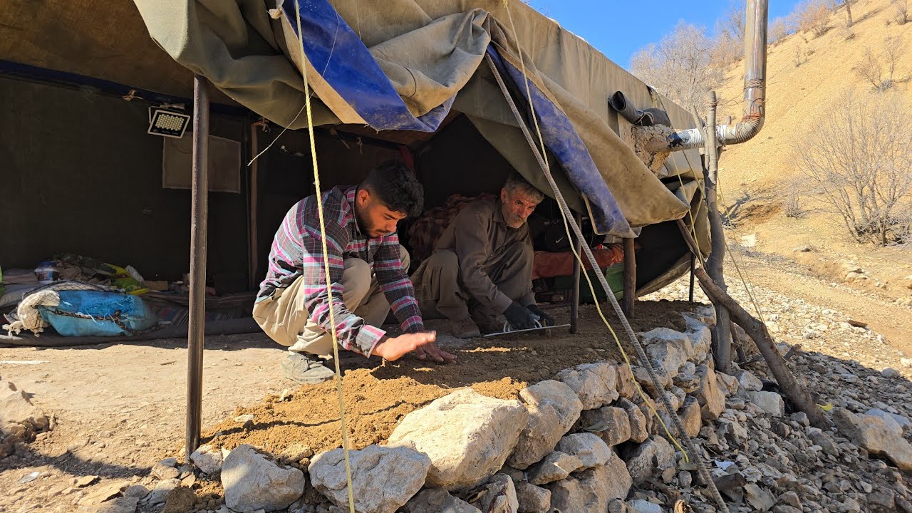 Nomadic Life: Rebuilding a Nomadic Tent and the Secret to Survival in the Heart of the Mountains