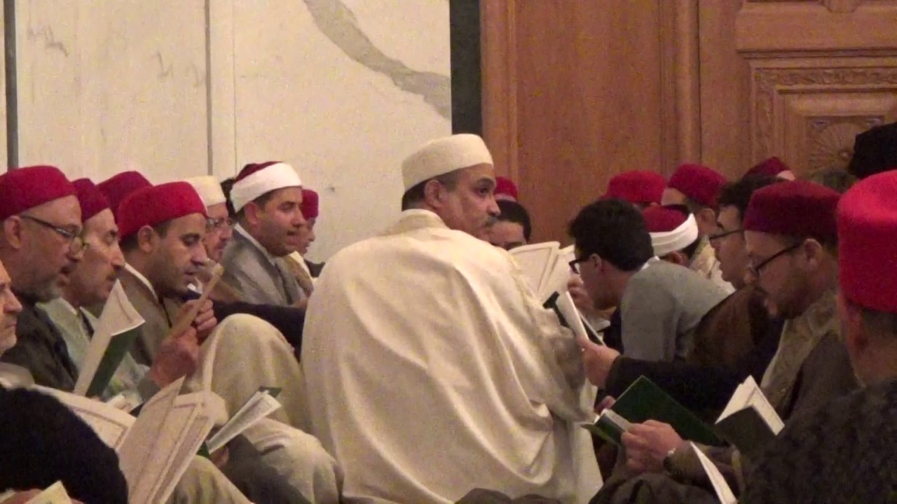 الإحتفال بالمولد النبوي الشريف و إنشاد الهمزية للبوصيري بجامع قرطاج 18 12 2016 ج2