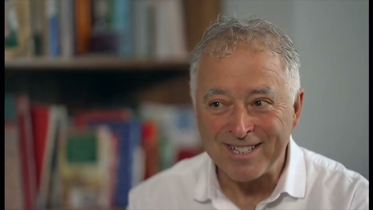Frank Cottrell-Boyce chosen as new children’s laureate (UK) 2/July/2024