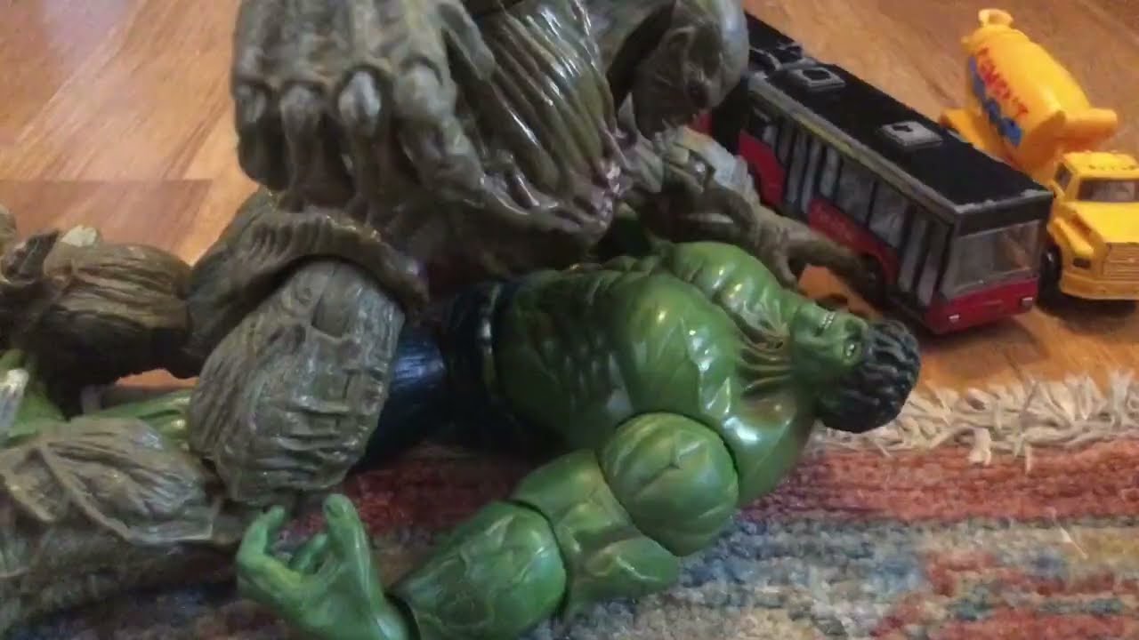 Hulk vs Abomination 2008 action figures stop motion #hulk #actionfigures #stopmotion