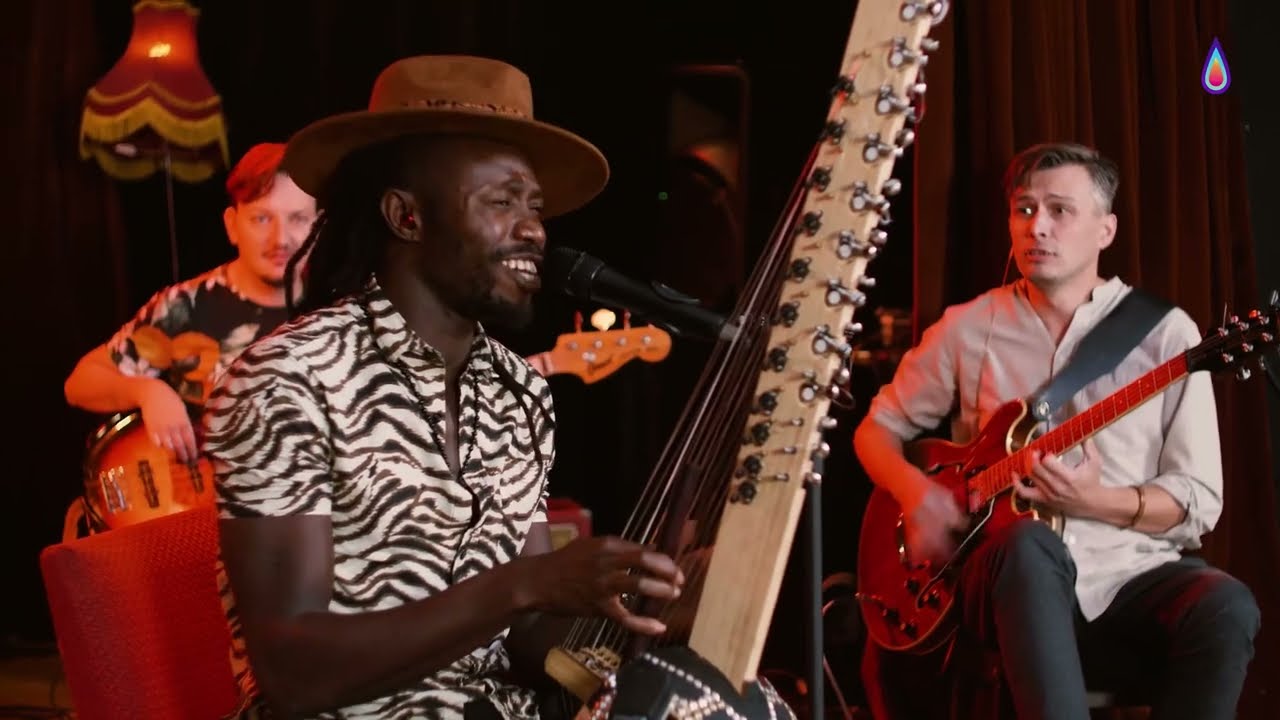 Ablaye Badji - Kaira live at Sama Seattle (video by Sama Seattle)