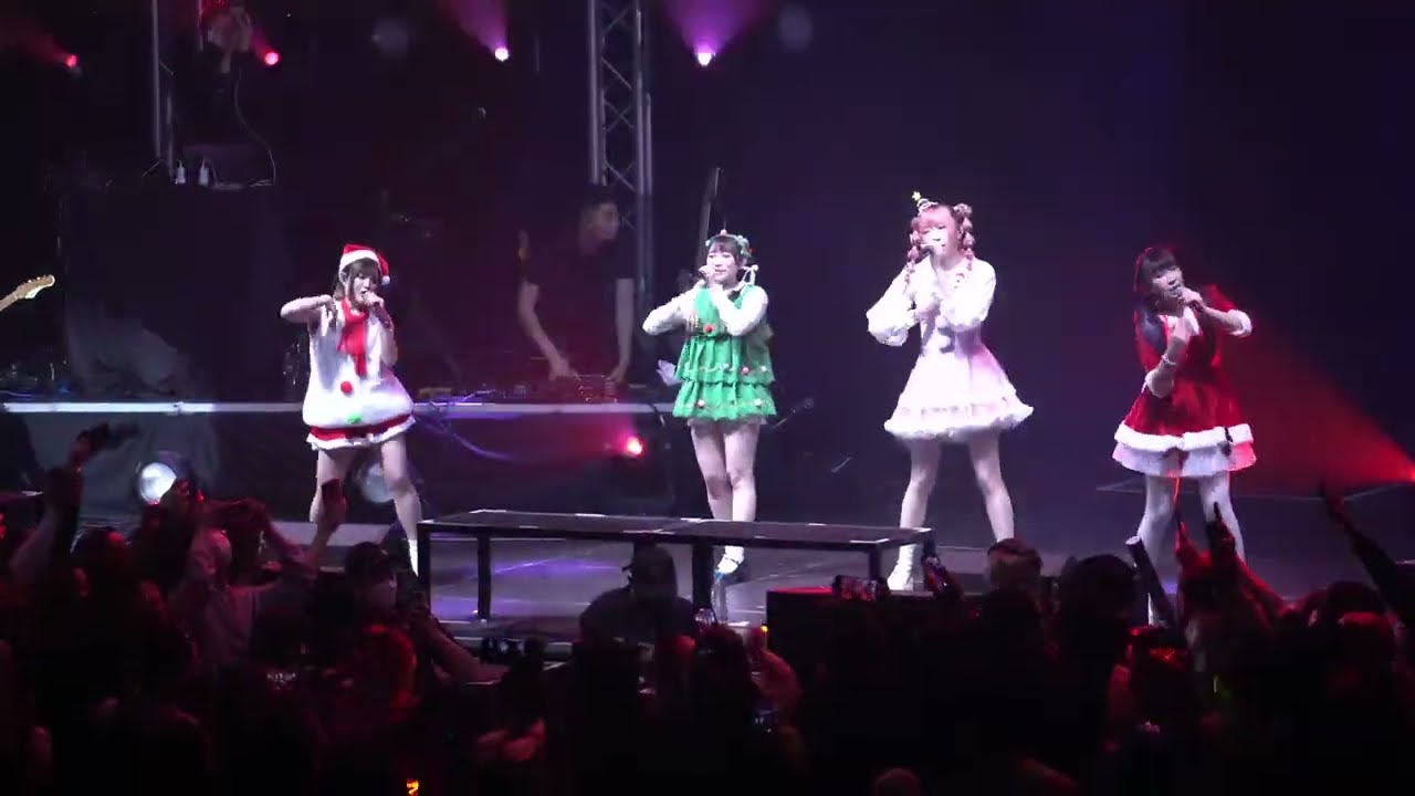 Megu Megu ★ Fire Endless Night by 乙女新夢 @ TomFatKi 光頭幫 聖誕聯歡會 校園篇