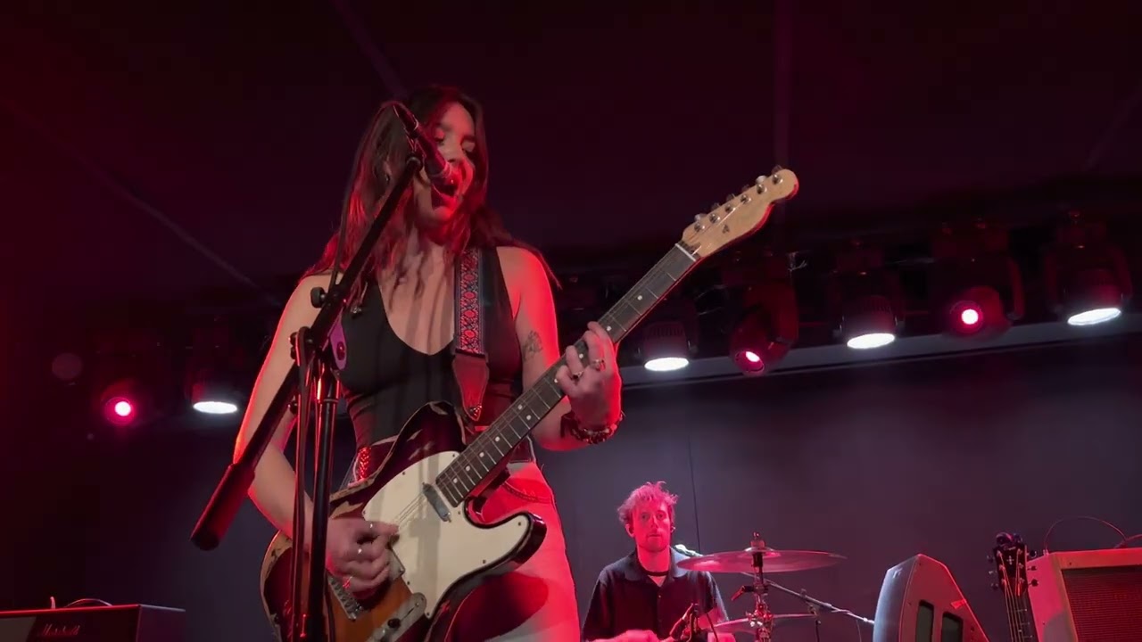 The Mysterines (Live) - Love’s Not Enough (New York, NY - Mercury Lounge) (5/18/2022)
