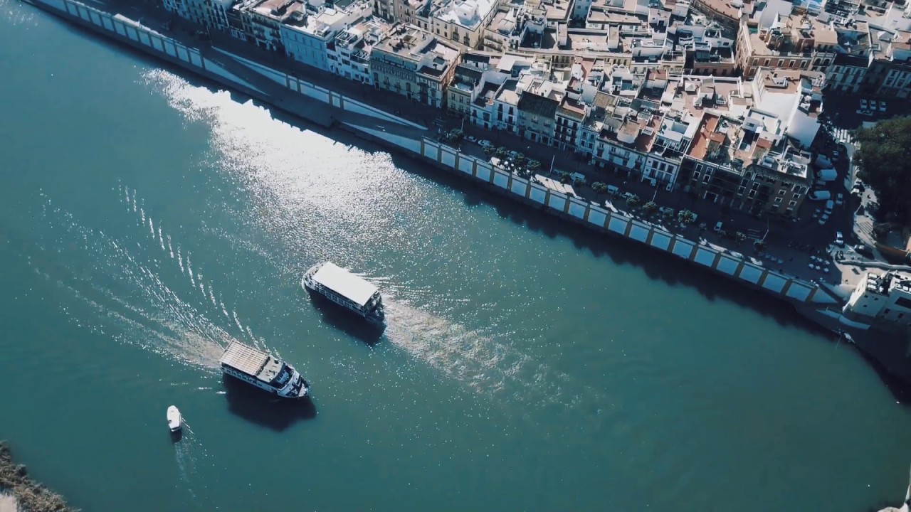 Sevilla, trailer de película, desde el aire