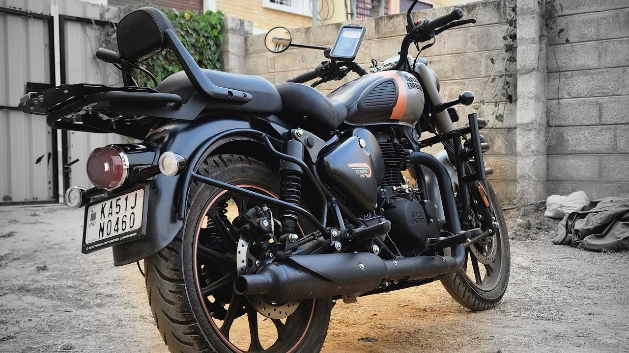 Don’t Ride Your New Classic 350 Without These Accessories!