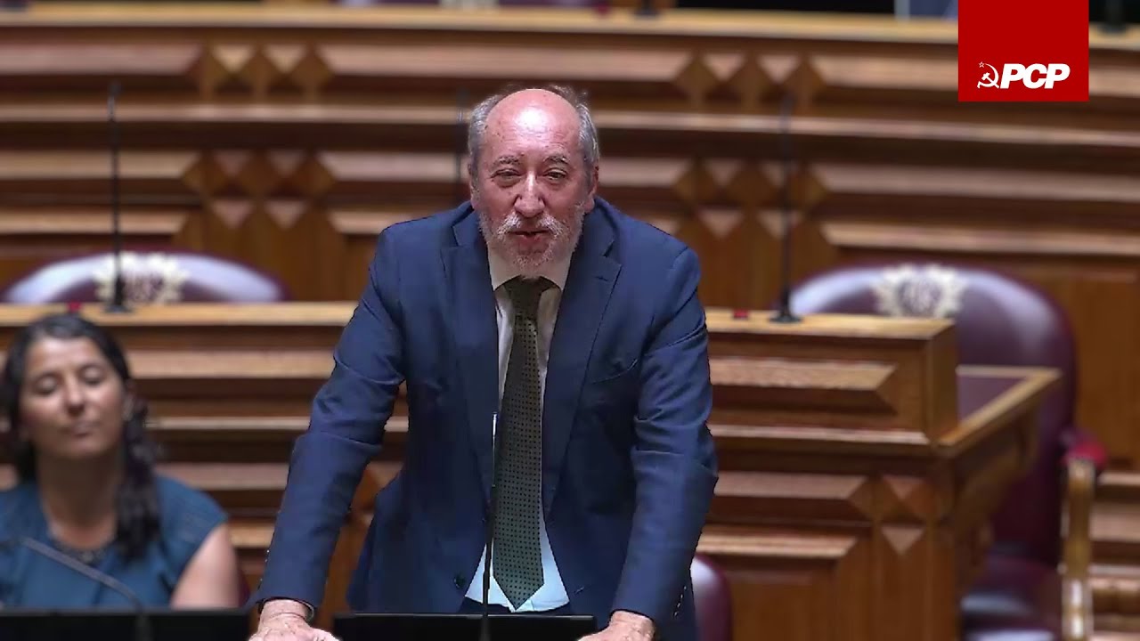PCP expõe mentiras do Chega sobre o 25 de Novembro
