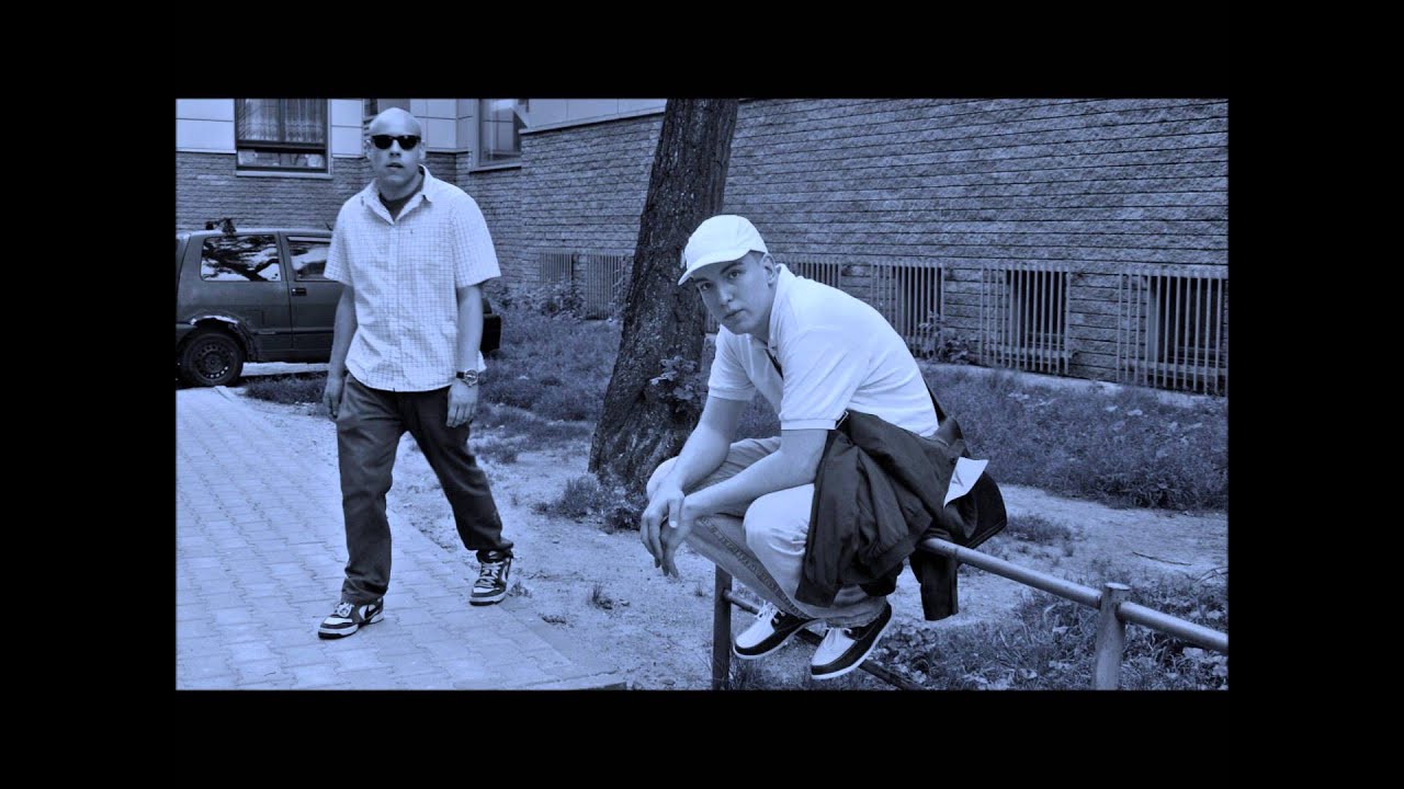 Sentino & Diho RaZ ( Dziki Wschód ) -  Pisze Historie (2011)