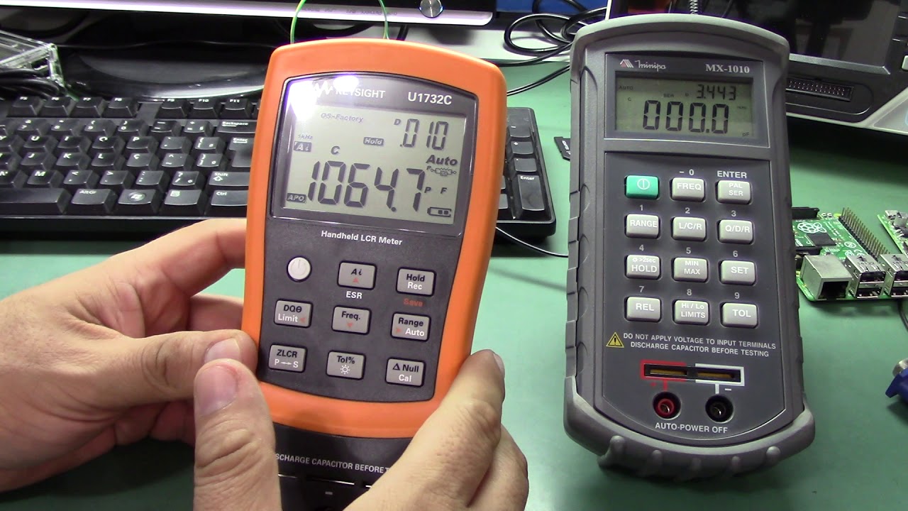 Como medir capacitores com uma ponte LCR