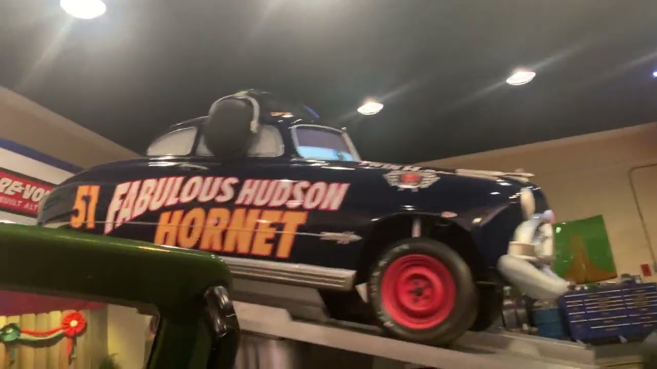 CARS LAND