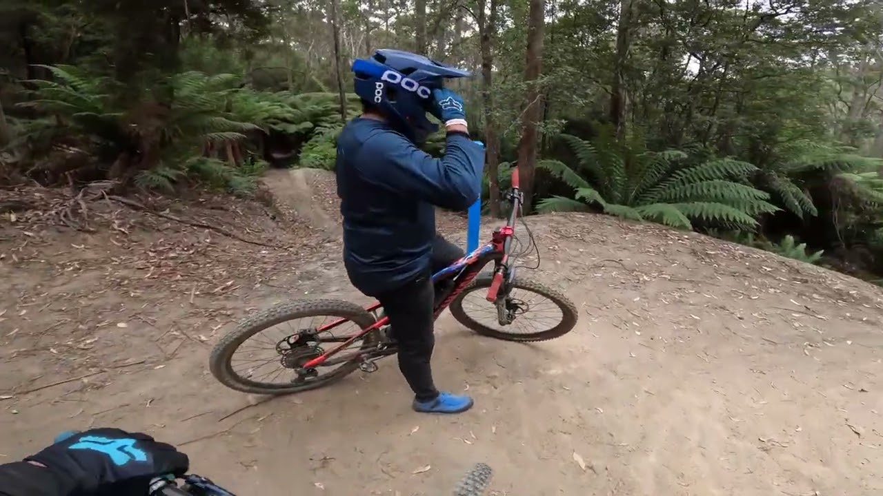 Air Ya Garn Trail Blue Derby Tasmania Smooth Run With Jasper