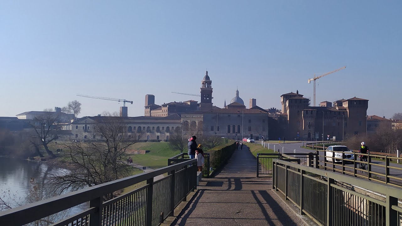 David & Roby nel Mondo - Mantova (MN).  (16 Gennaio 2022). (4K).