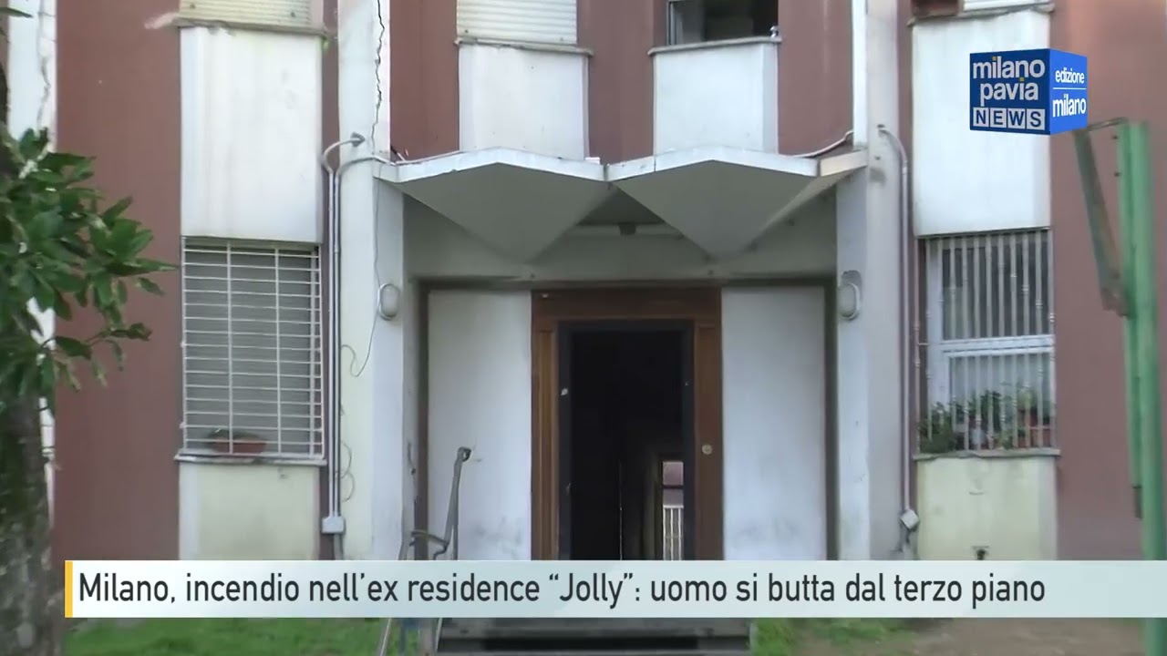 Milano, incendio nell’ex residence “Jolly”: uomo si butta dal terzo piano