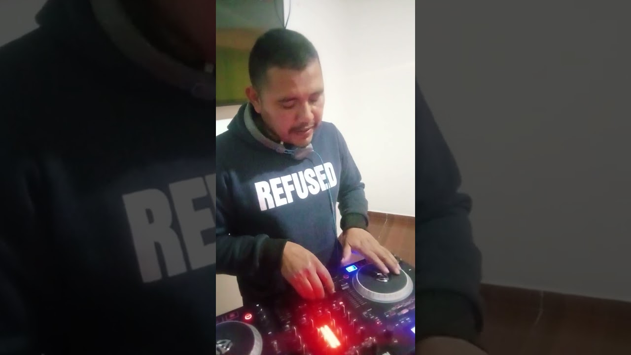 Retro 2000 Mix