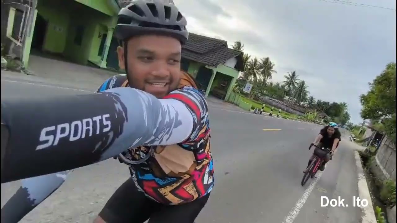 Gowes "Maiden Voyage" Java Sequoia ke Kaliurang via Prambanan