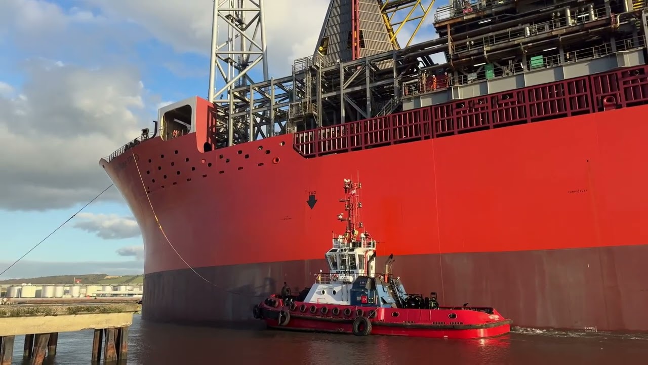 SeaRose FPSO Leaving Harland & Wolf Ship Yard 2024