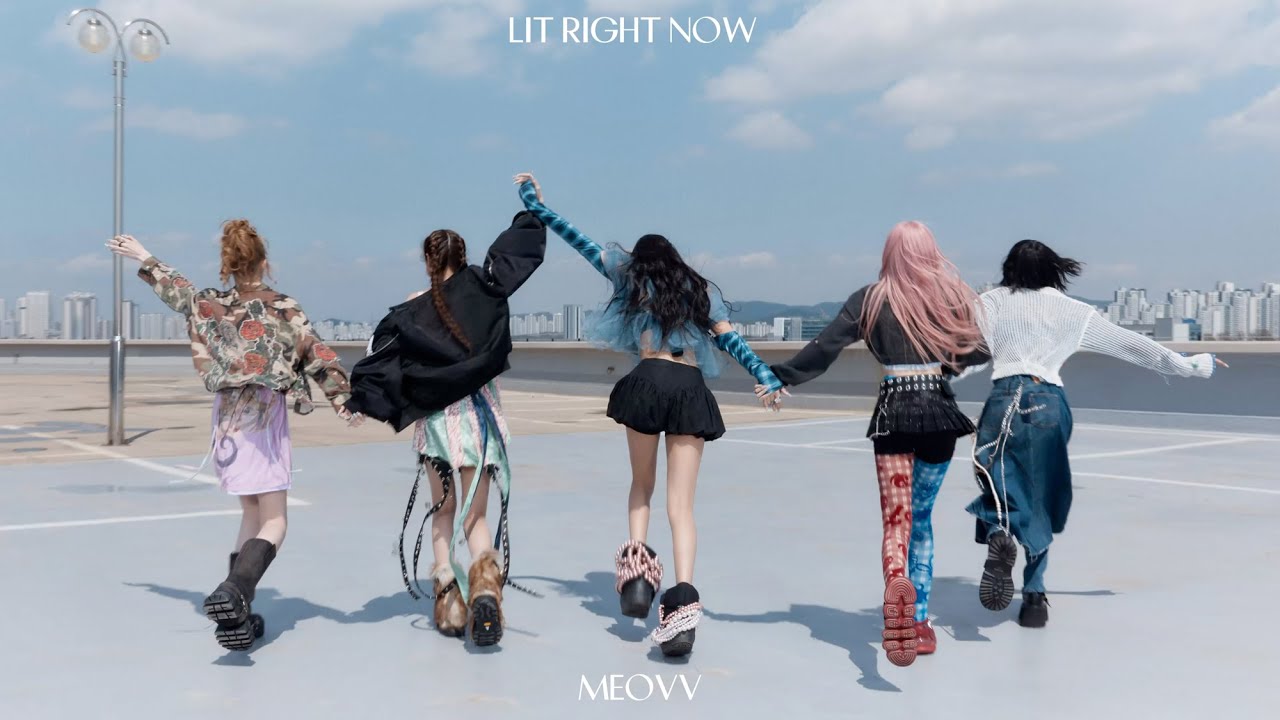 MEOVV(미야오) - &lsquo;LIT RIGHT NOW&rsquo; (Official Audio)