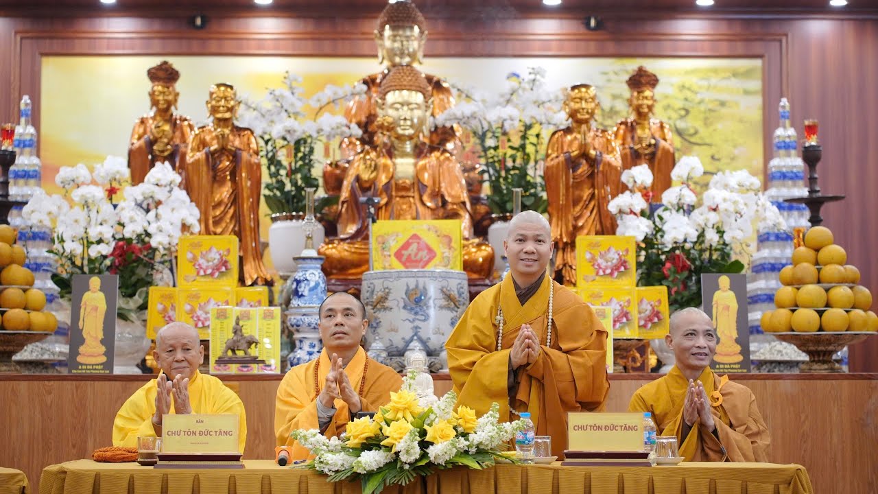 THỜ PHẬT NHƯ NÀO CHO ĐÚNG? NHỮNG LƯU Ý KHI THIẾT TRÍ BAN THỜ PHẬT - ĐĐ THÍCH ĐẠO THỊNH CHIA SẺ