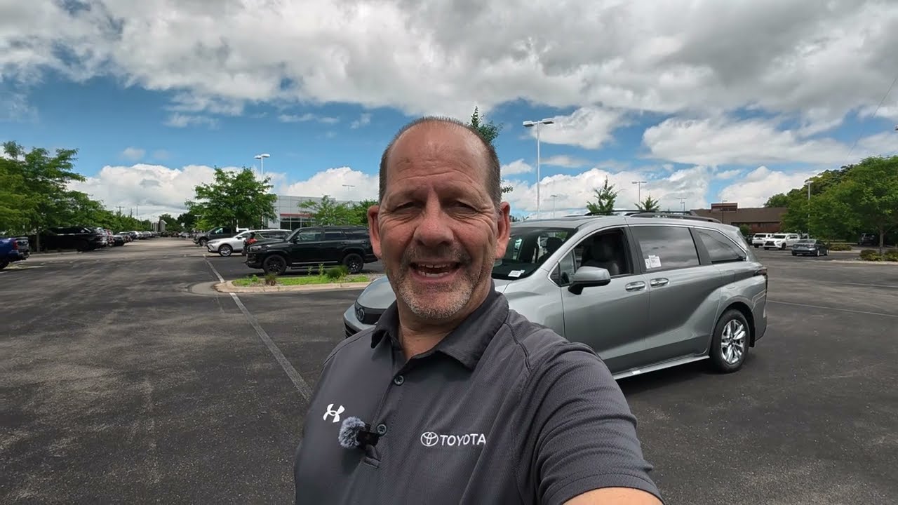 2025 Toyota Sienna XLE Test Drive – Family Comfort Meets Hybrid Efficiency