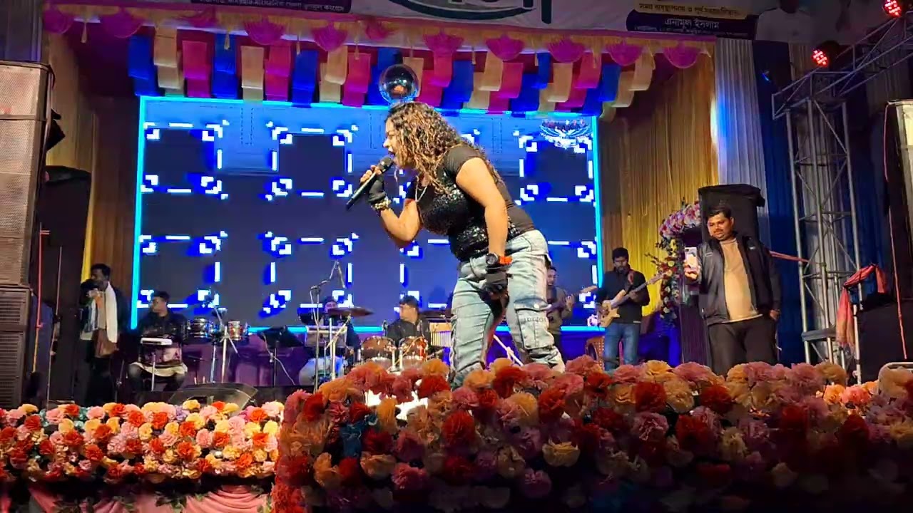 #Anubhav #Entertainment#Singer - Anamika#