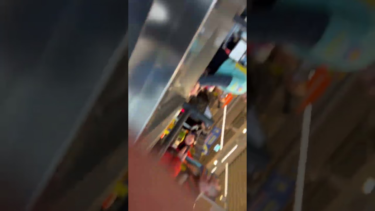 Lidl Poznań ul dymka 212 odzyskujemy 10 zł  już są problemy 😔😔😳