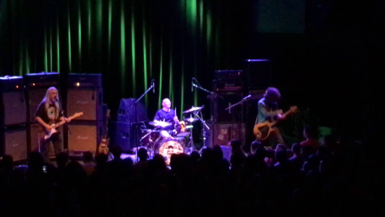 Dinosaur Jr.  -  I Walk For Miles live @ 9:30 Club 9/8/2016