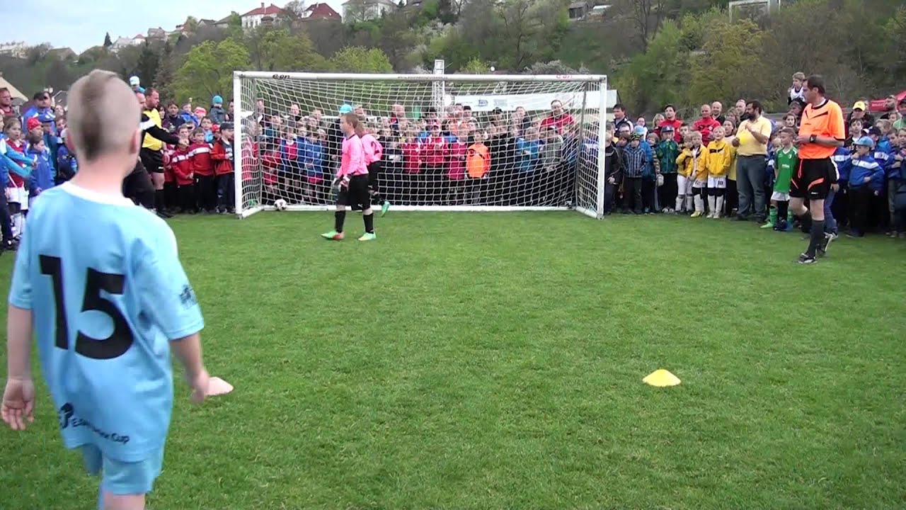 E.ON Junior Cup 2014 - chrudimské finále rozhodly penalty
