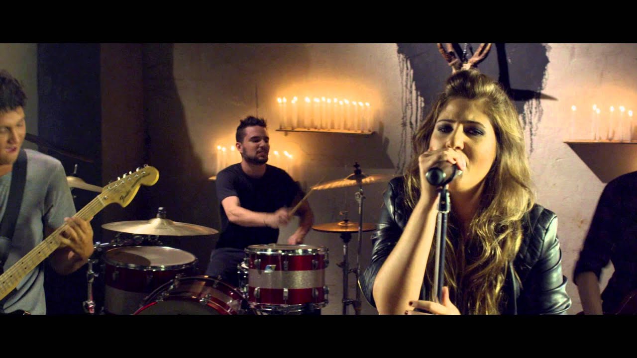 Divisa - Pares - CLIPE OFICIAL (HD)