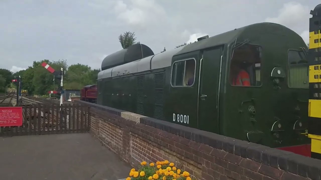 BR Class 117 DMS DP202 and BR Class 20 D8001 North Weald Station Diesel Train 21/08/2022