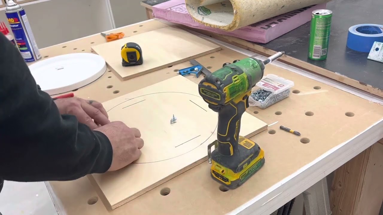 Rotating Paint Table