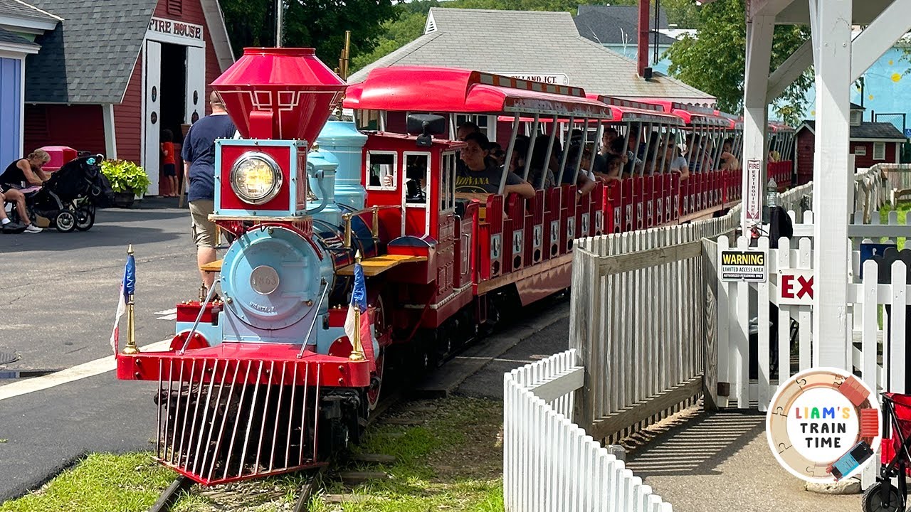 Riding Story Land's Huff Puff and Whistle Railroad | New Hampshire Amusement Park | Train Videos
