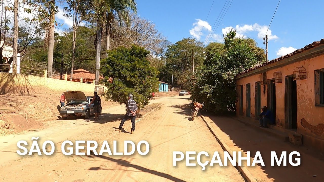 PEQUENO VILAREJO DE SÃO GERALDO , PELAS ESTRADAS RURAIS DE MINAS, MUNICÍPIO DE PEÇANHA MG 
