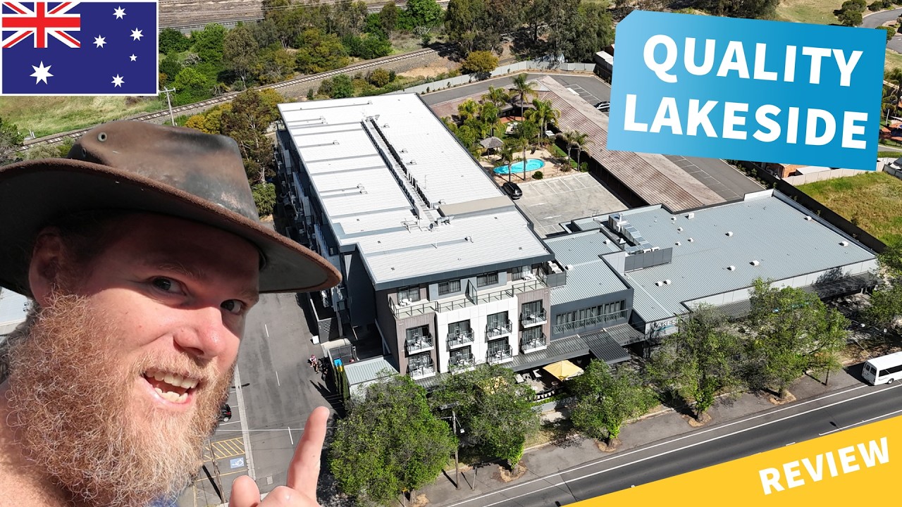 Обзор отеля Quality Hotel Lakeside Bendigo — ресторан, номер Executive King Room и озеро Уируна.
