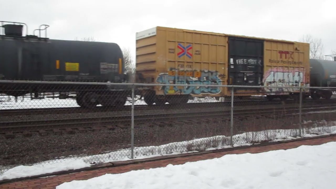 (2-11-2026) CSX westbound mixed freight train in Marion Ohio.