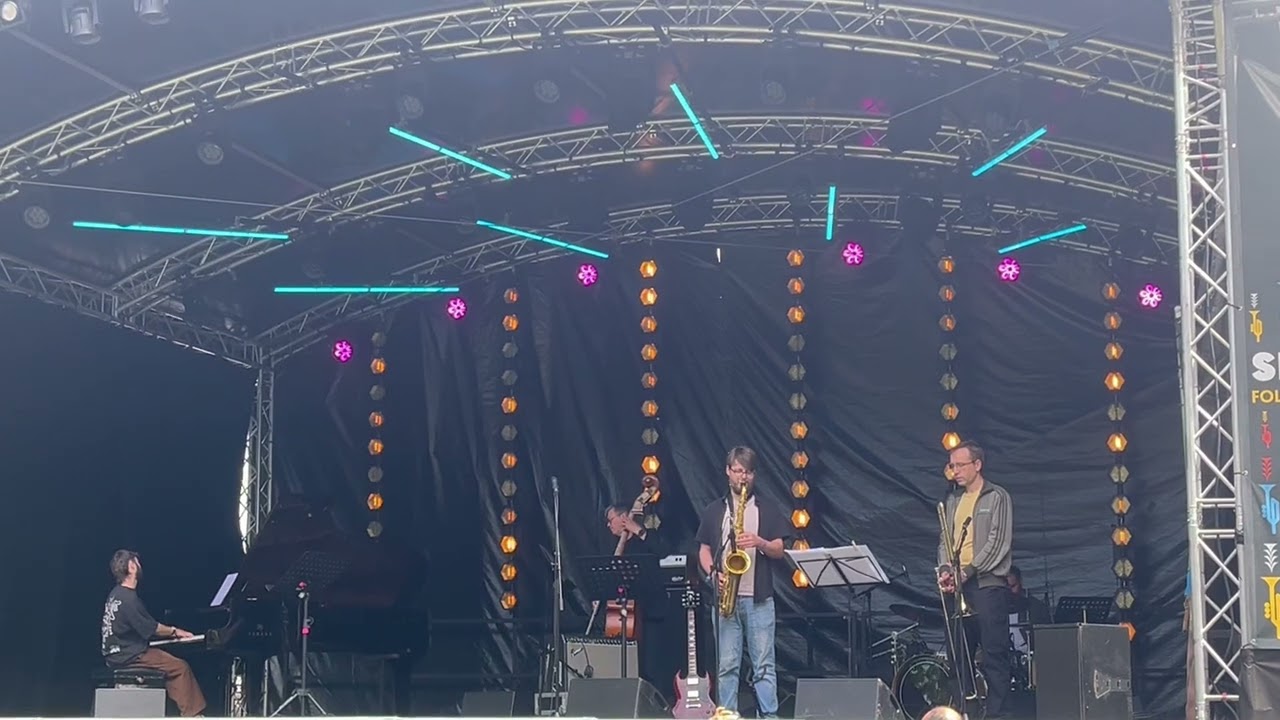 Sincerity (Harry Dowell) - Harry Dowell Group