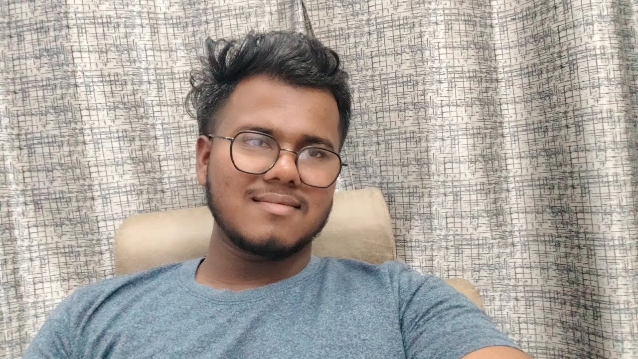 Day 3/32 Aai bolali video nako kadhu 😳