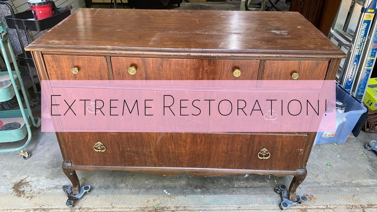 Eco Friendly Restoration of an early 20th century dresser | ECO FRIENDLY CHALLENGE