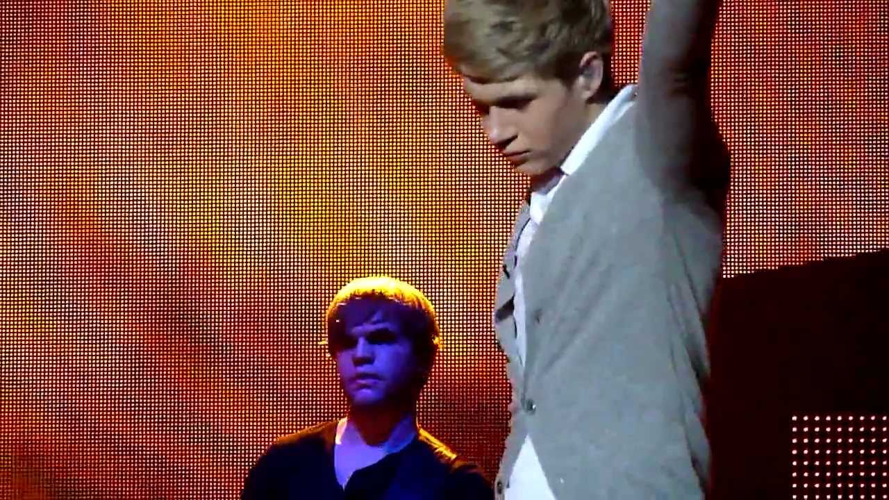 One Direction Tour - MANCHESTER - Everything About You HD