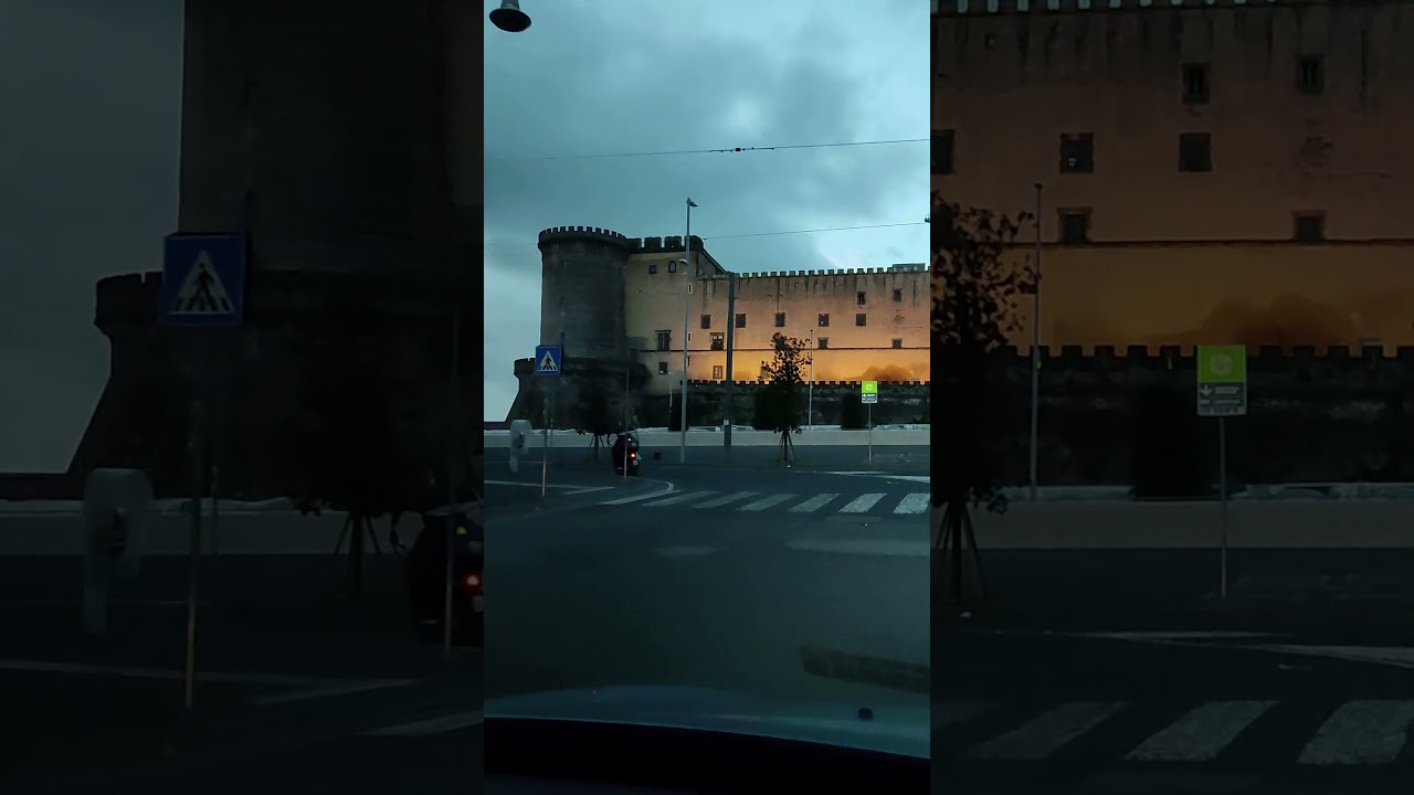 Napoli all'alba - Dalla stazione a Mergellina