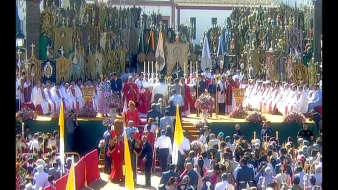 Protestacion de fe de las 117 hermandades en El Rocío