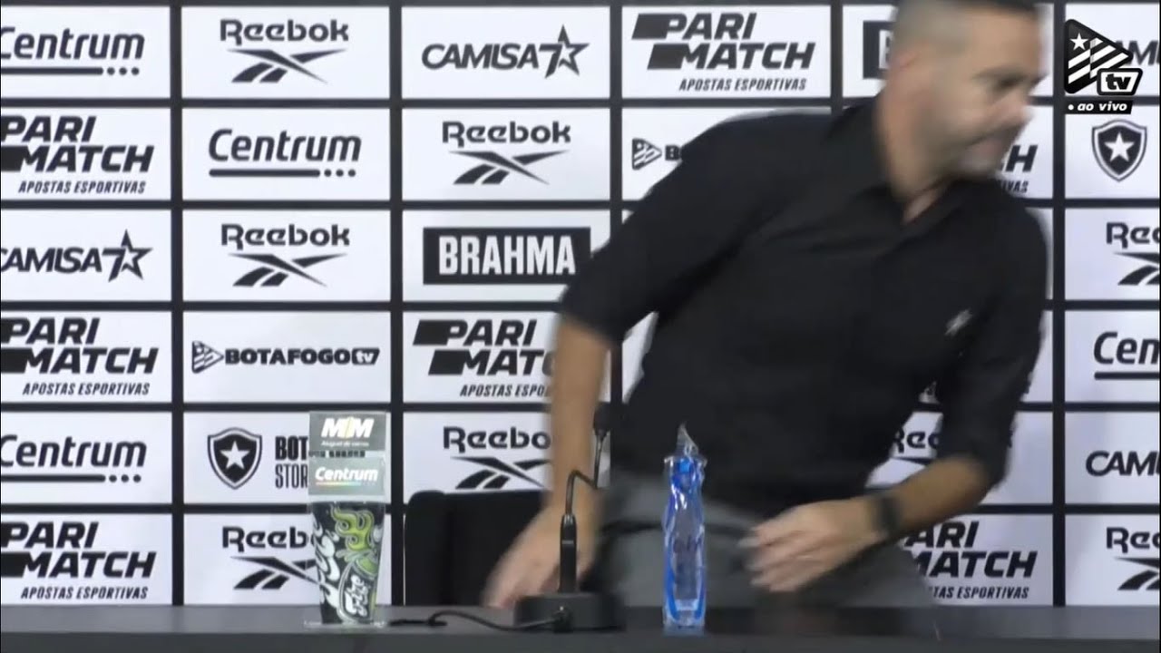 ARTUR JORGE SE IRRITA COM JORNALISTA E ABANDONA COLETIVA | #botafogo #internacional #brasileir&atilde;o