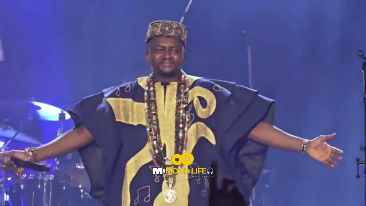 @AzayaOfficiel en Concert live à l’Arena Grand de Paris 2025 - Part. 1 