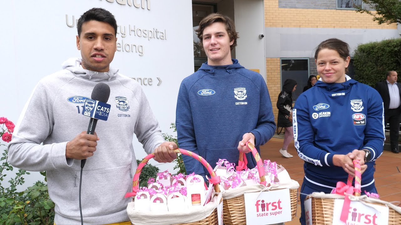 Tim Kelly visits nurses at Barwon Health | 2019 | Geelong Cats Football Club