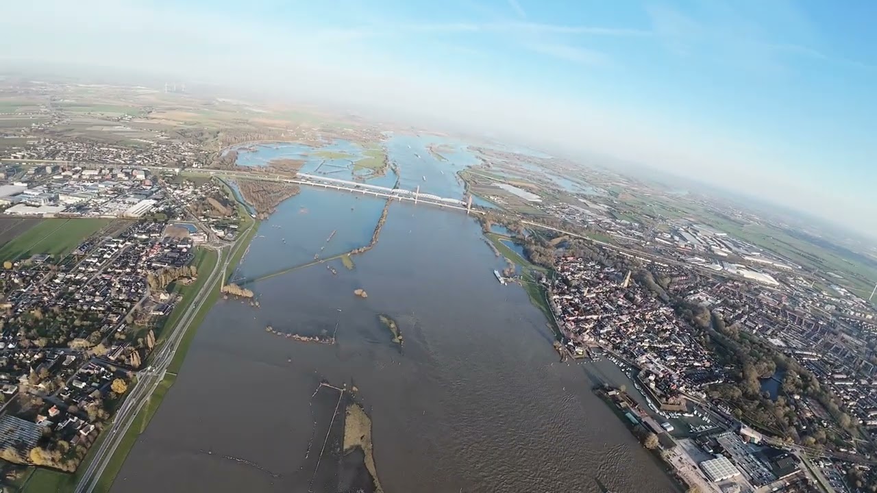 Hoogwater bij de Waal met de nazgul v3