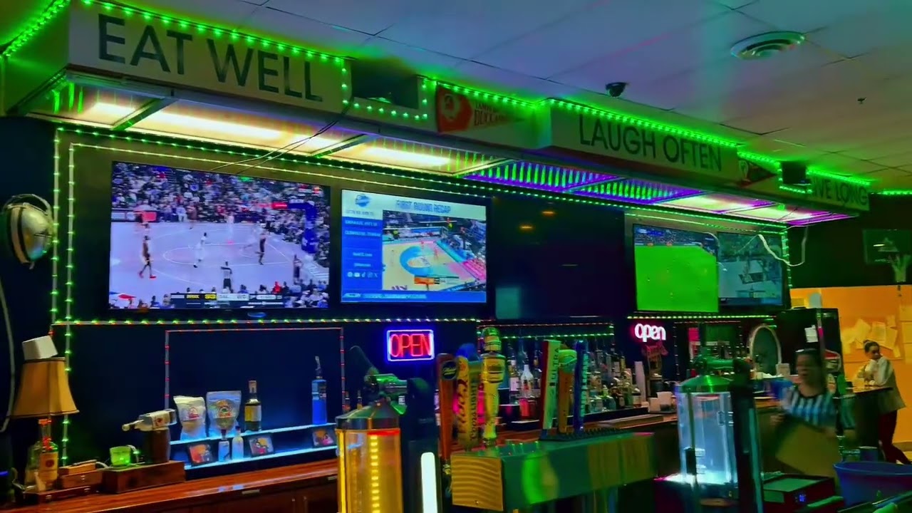 Strike&rsquo;s Sports Lounge (Lake Wales Fl) Commercial Video By Main Stream Media