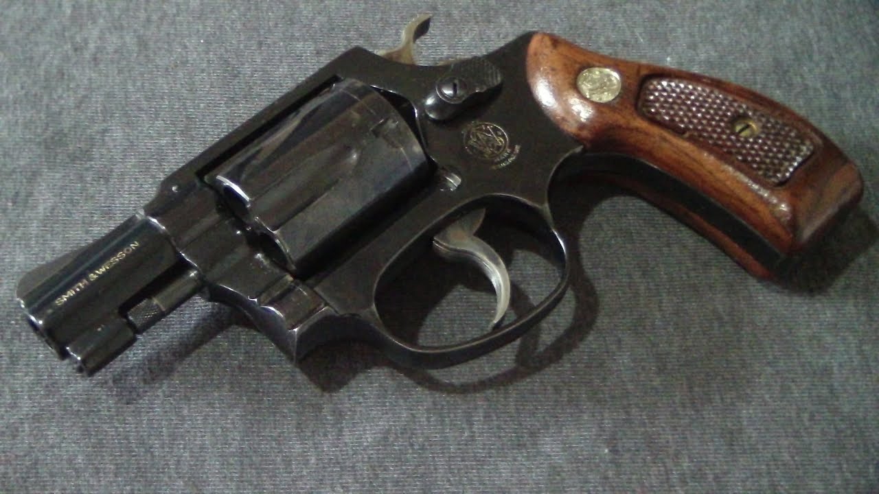 Smith & Wesson vintage model 36 HD close up