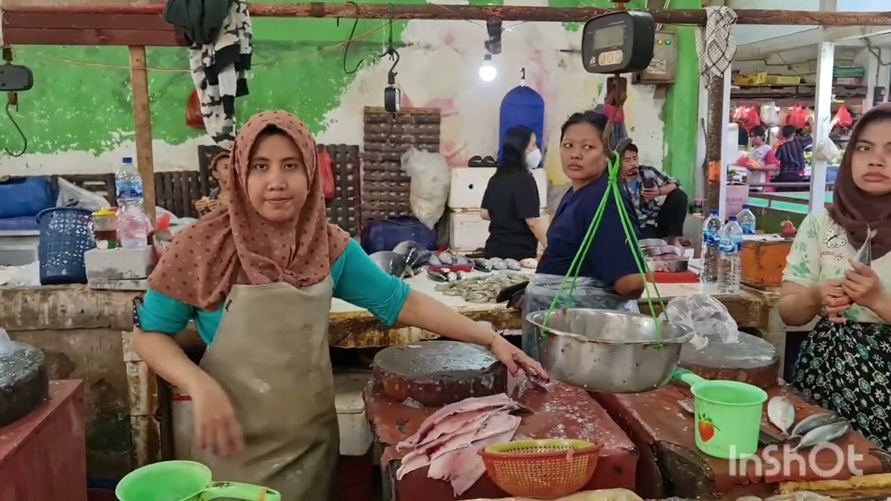 belanja ikan di pasar sunter
