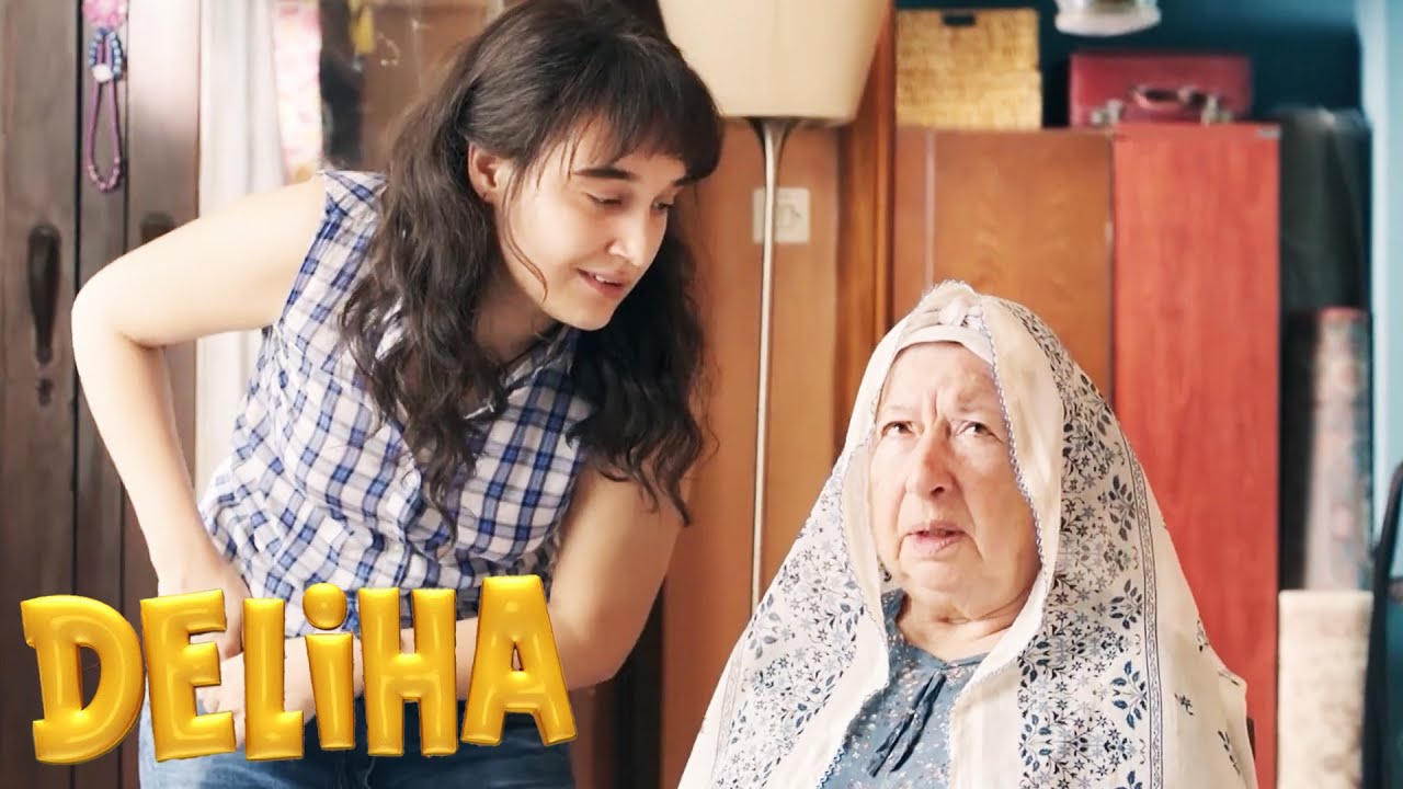 Namazdayken Anneannesinden Parayı Kaptı! | Deliha